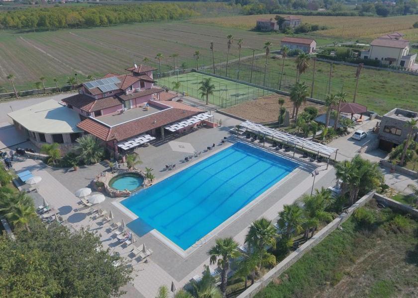 Campania Casal Velino exterior view