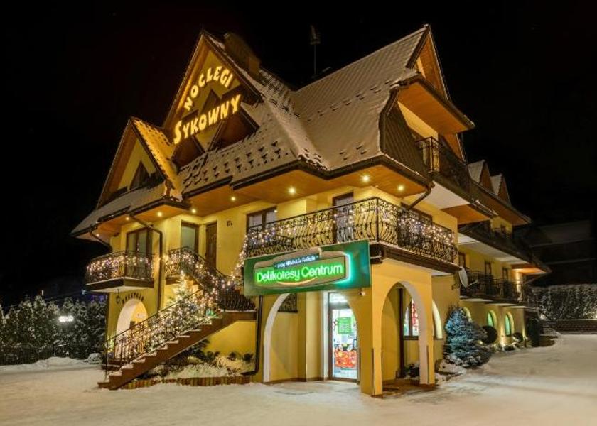 Lesser Poland Voivodeship Bialy Dunajec Exterior view