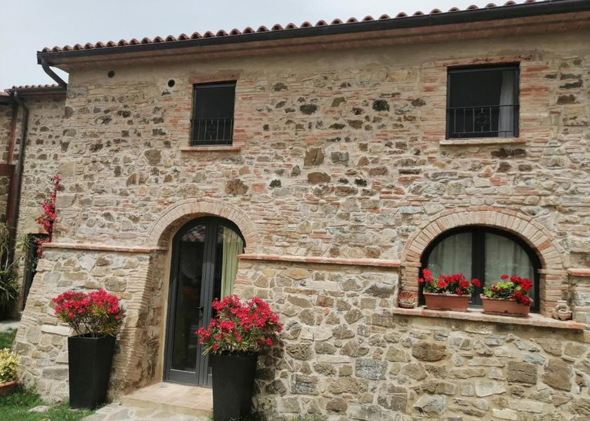 Tuscany Castel del Piano view