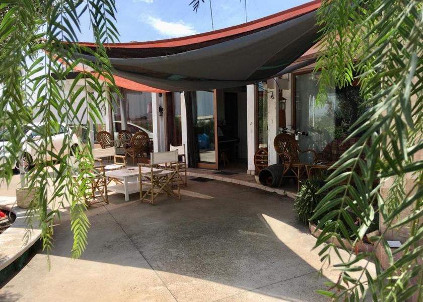 Puglia Castellana Grotte exterior view