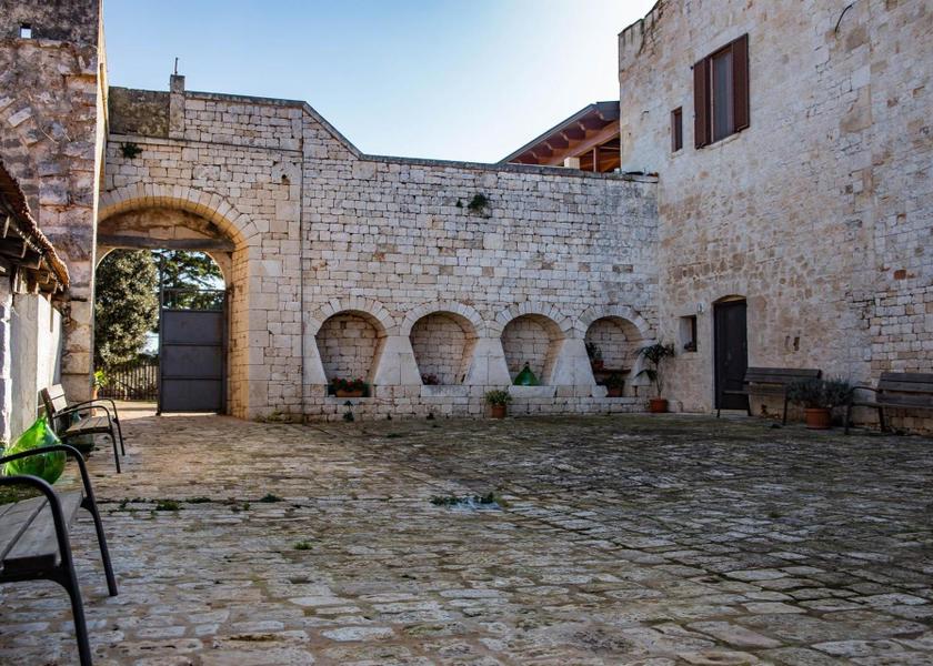 Puglia Castellana Grotte facilities