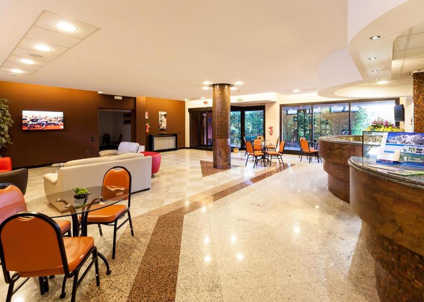bar/lounge