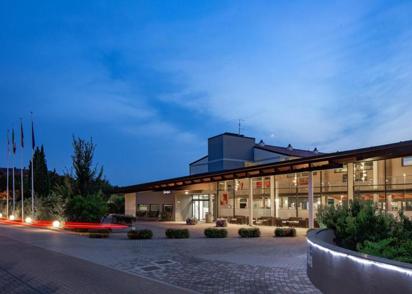 Veneto Castelnuovo del Garda entrance