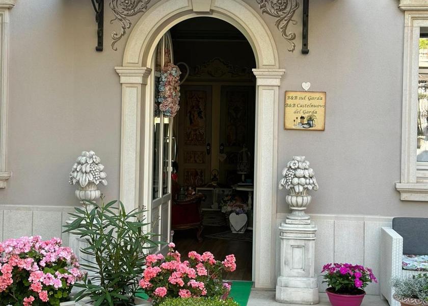 Veneto Castelnuovo del Garda balcony/terrace