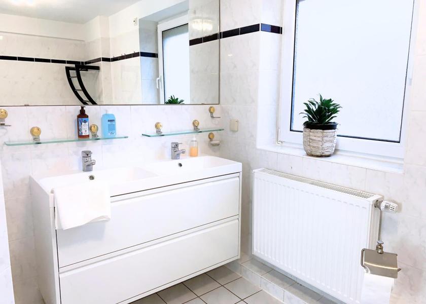 Lower Saxony Laatzen bathroom