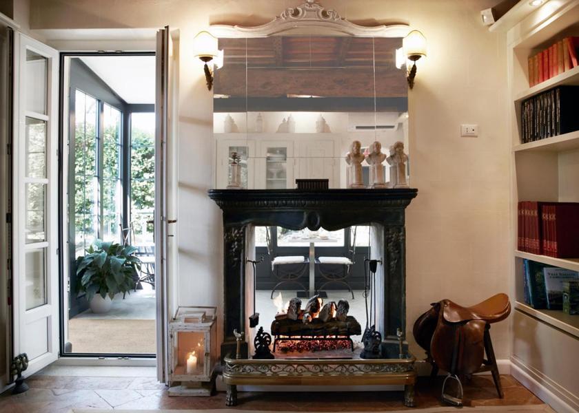 Lombardy Cava Manara lobby