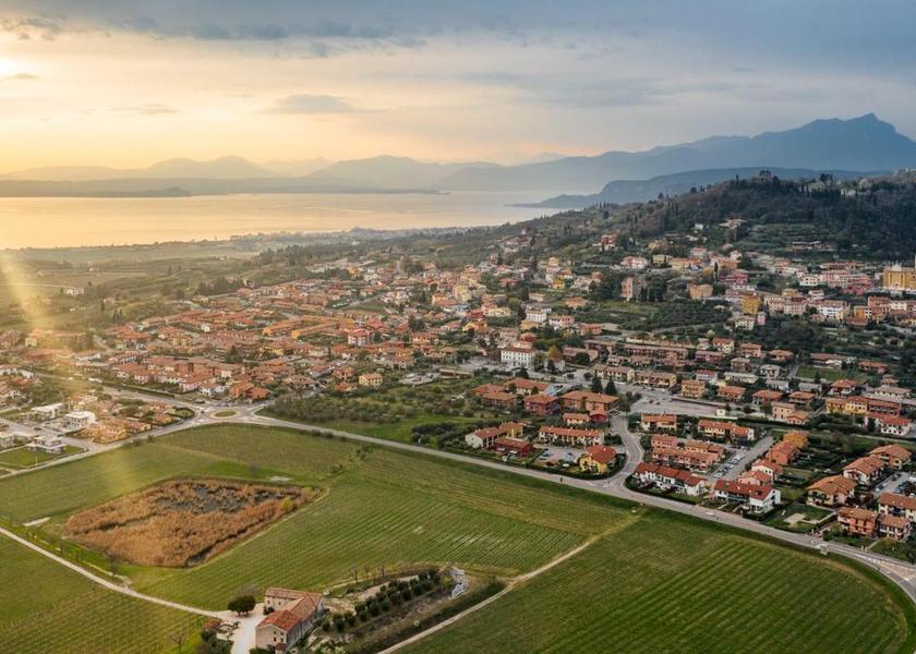 Veneto Cavaion Veronese surrounding environment