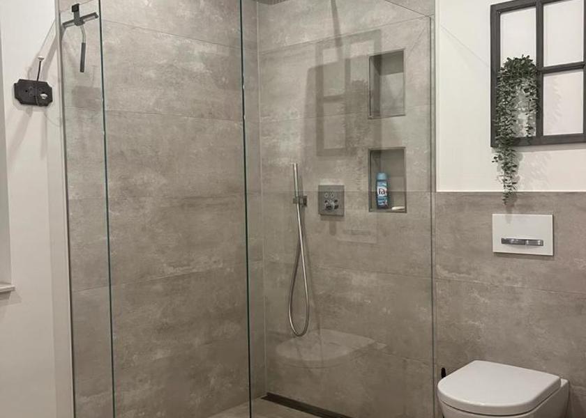 Lower Saxony Laatzen bathroom