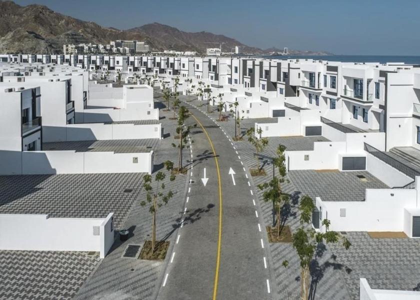 Fujairah Emirate Sharm surrounding environment