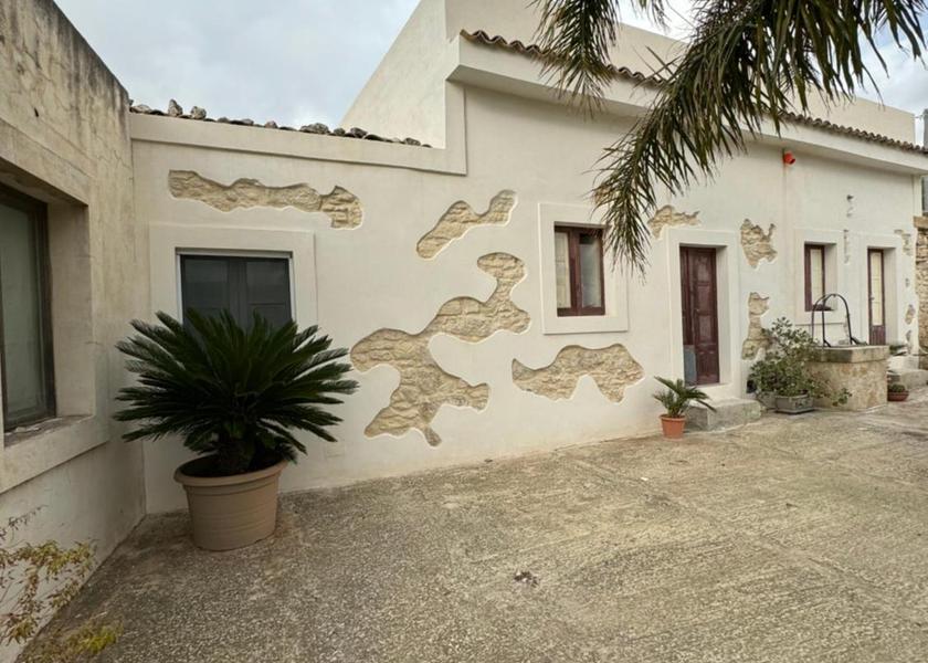 Sicily Chiaramonte Gulfi exterior view