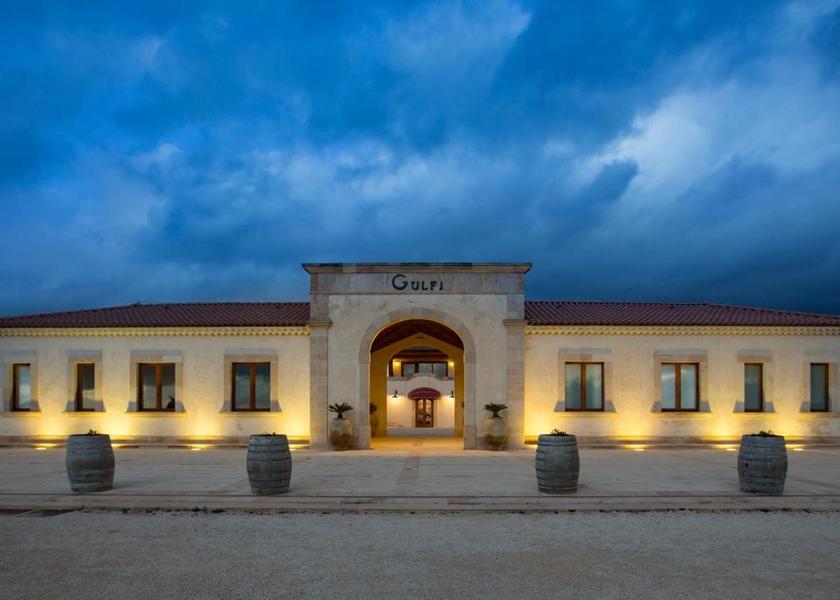 Sicily Chiaramonte Gulfi Hotel Exterior