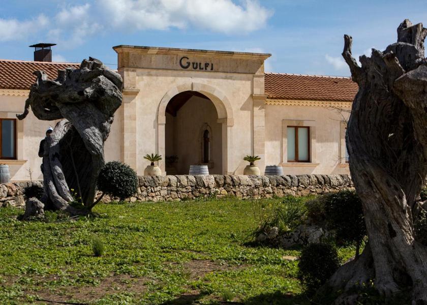 Sicily Chiaramonte Gulfi Hotel Exterior