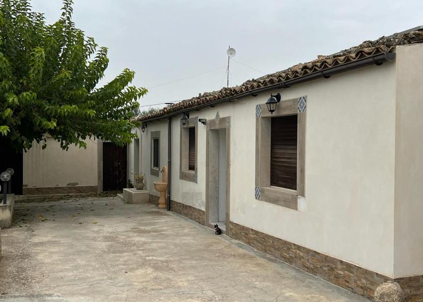 Sicily Chiaramonte Gulfi exterior view