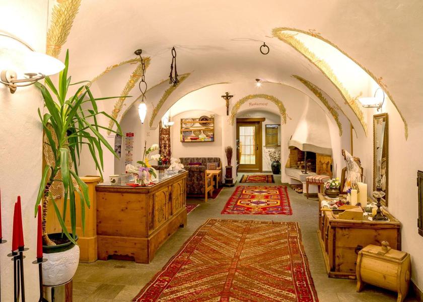 Trentino-Alto Adige Chienes lobby