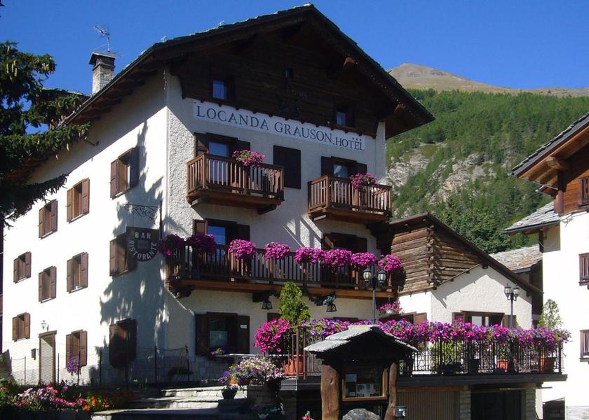 Valle d'Aosta Cogne entrance