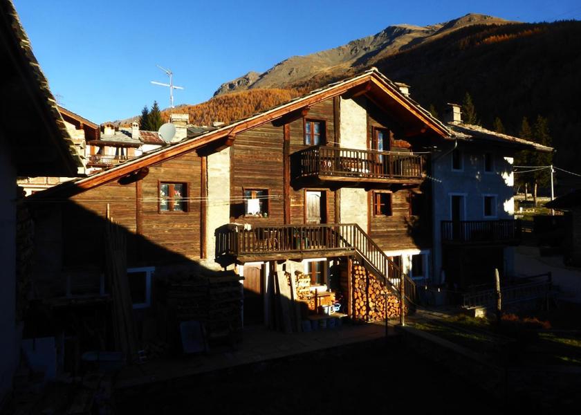 Valle d'Aosta Cogne surrounding environment