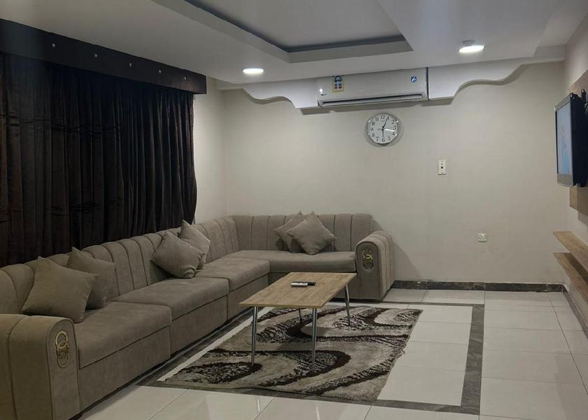 Eastern Province Dammam Interconnecting room(s) available