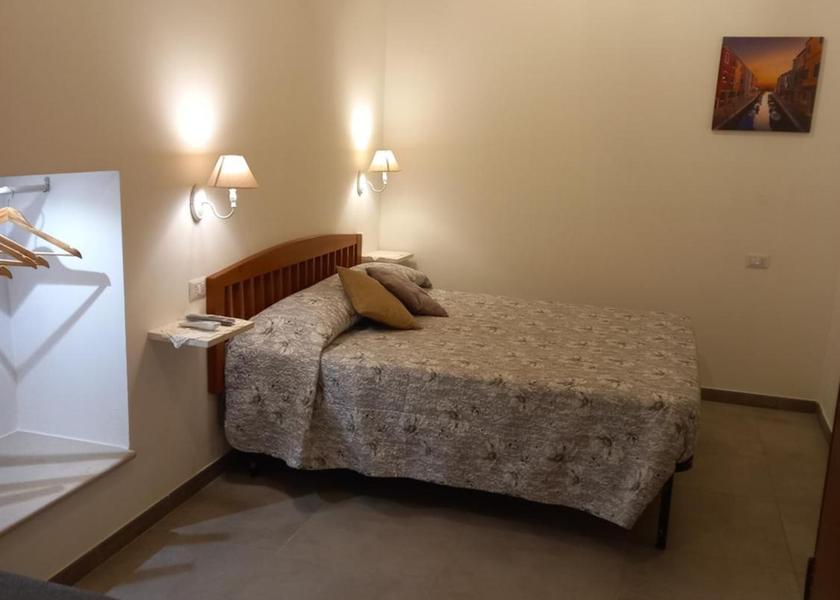 Puglia Conversano Deluxe Double Room with Shower