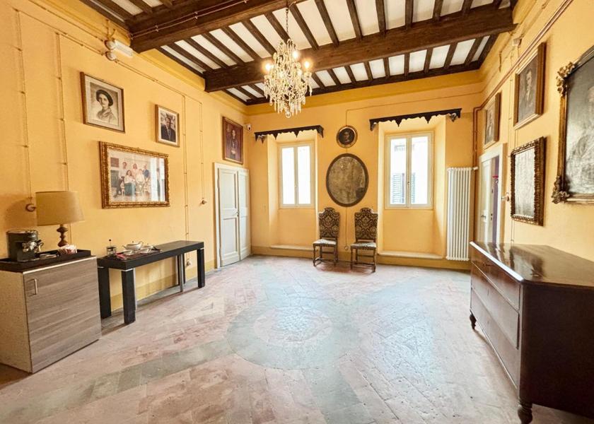 shared lounge/tv area