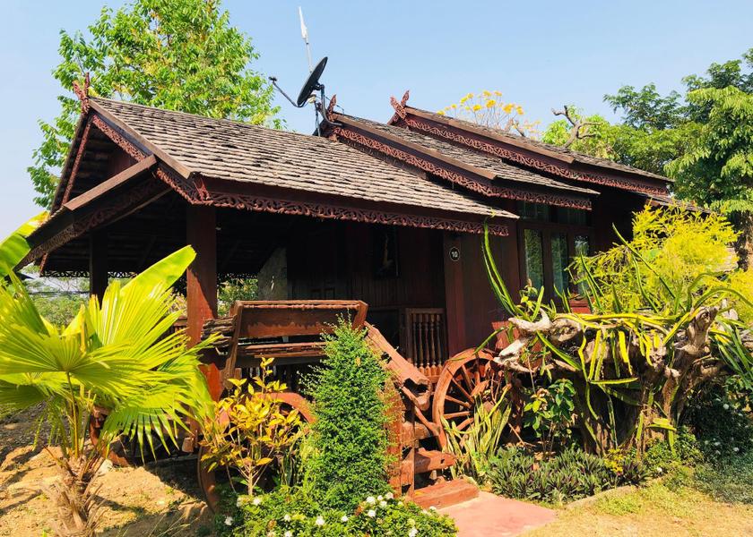 Phrae Phrae interior view