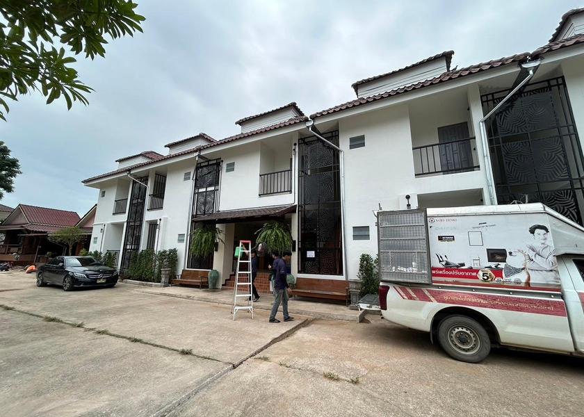 Phrae Phrae exterior view