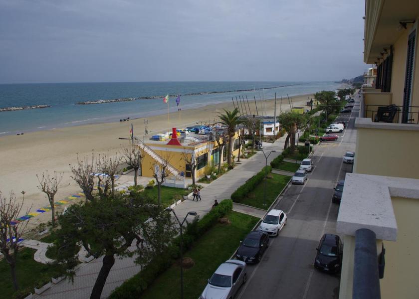 Marche Cupra Marittima view