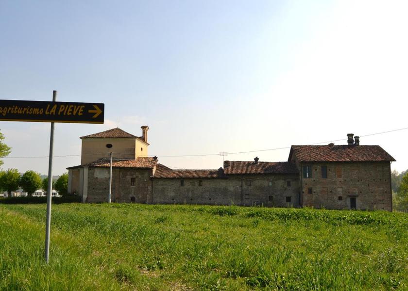 Piedmont Dogliani exterior view