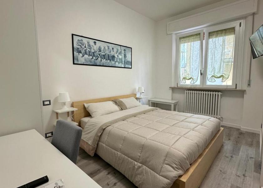 Marche Falconara Marittima guestroom