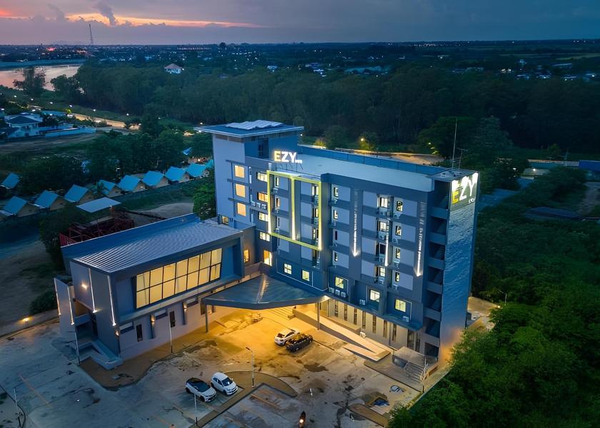 Nakhon Sawan Nakhon Sawan 