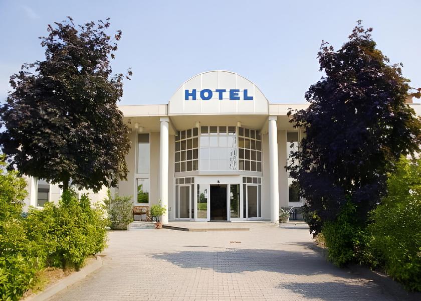 Emilia-Romagna Fontevivo exterior view