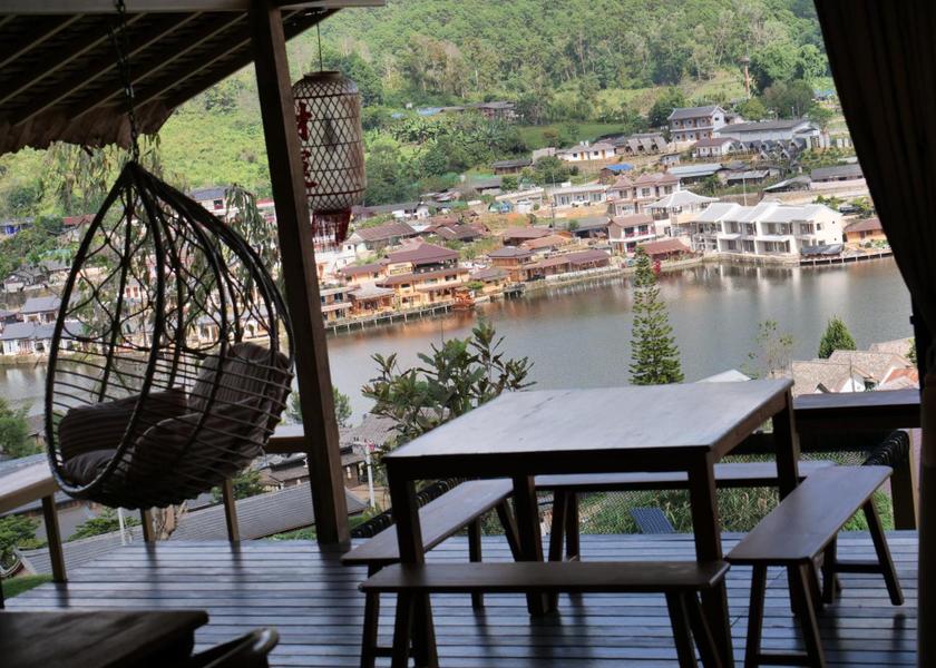Mae Hong Son Province Mae Hong Son balcony/terrace