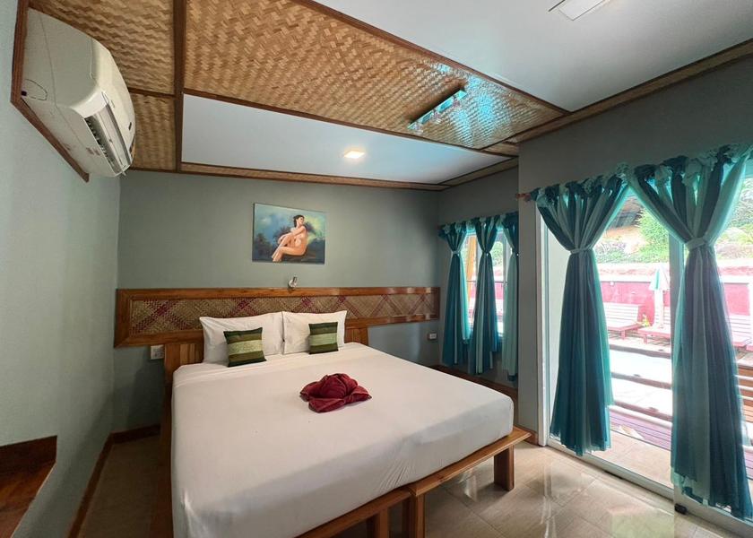 Krabi Province Ko Phi Phi Pool Access Room