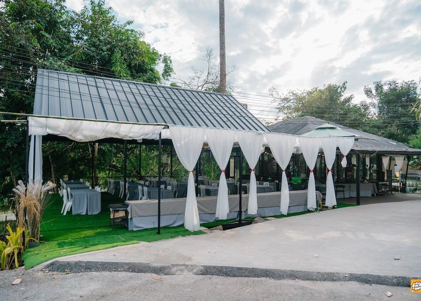 Phitsanulok Province Wang Thong Restaurant