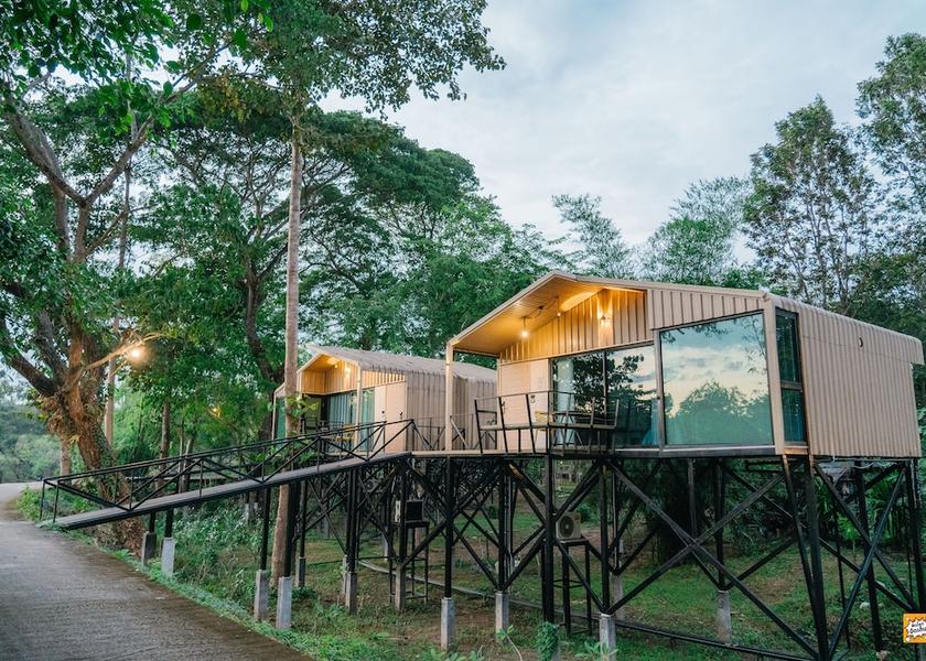 Phitsanulok Province Wang Thong Room