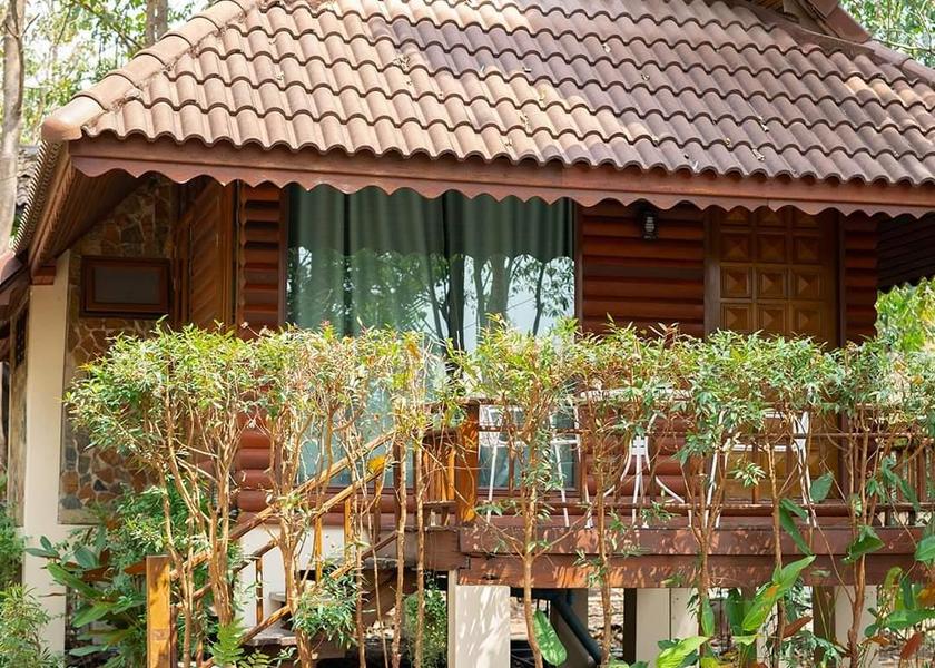 Phitsanulok Province Wang Thong Hotel Exterior