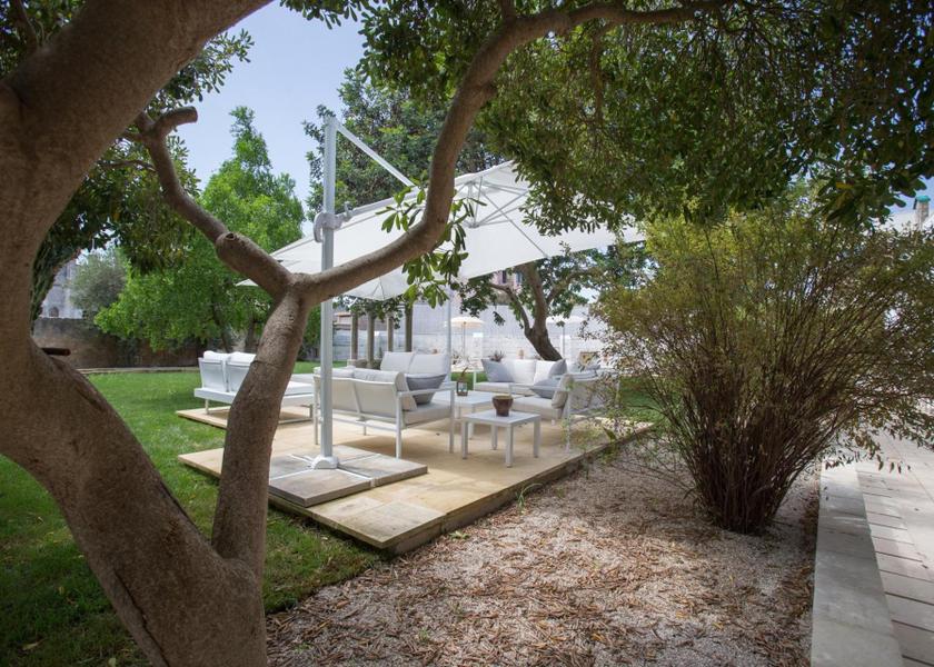 Puglia Galatina garden