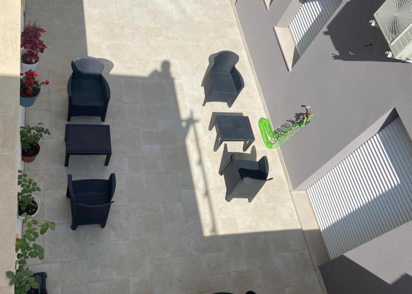 balcony/terrace