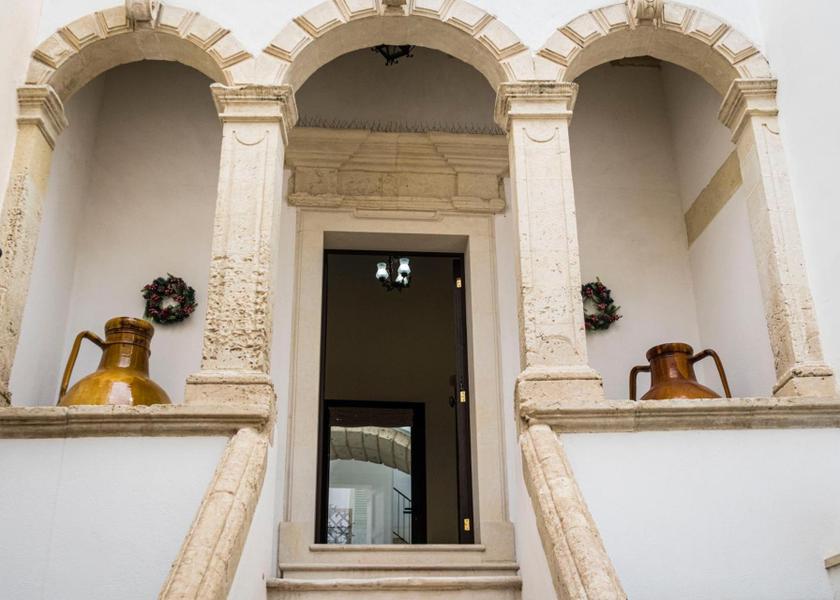Puglia Galatina entrance