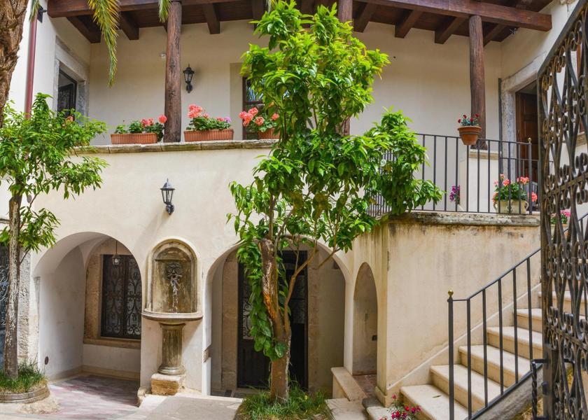 Calabria Gerace entrance