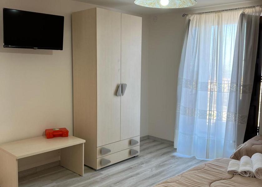 Calabria Gerace Comfort Triple Room