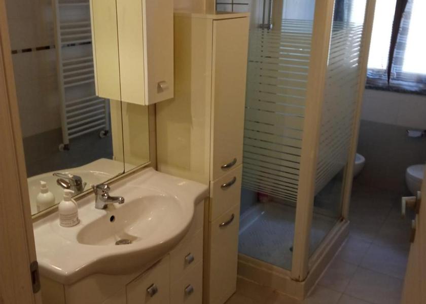 Lombardy Gorgonzola Large Double Room