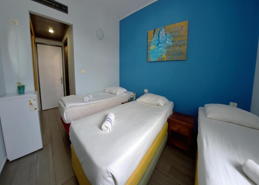  Tiberias Triple Room with Private Bathroom