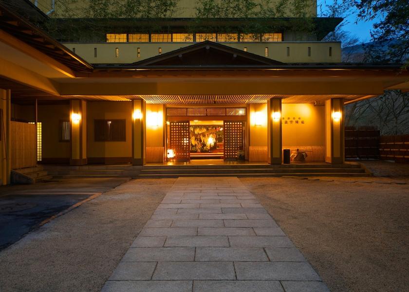 Kanagawa Hakone Front of property - evening/night