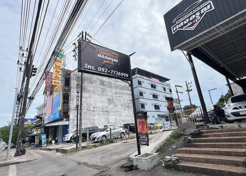Phuket Province Ratsada Exterior