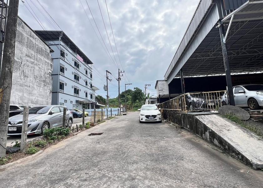 Phuket Province Ratsada Exterior