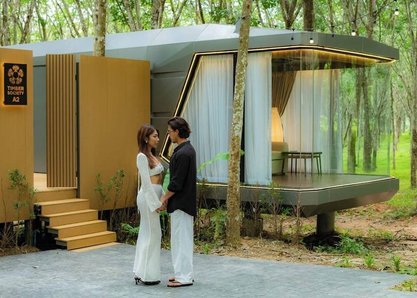 Phuket Province Si Sunthon Front of property