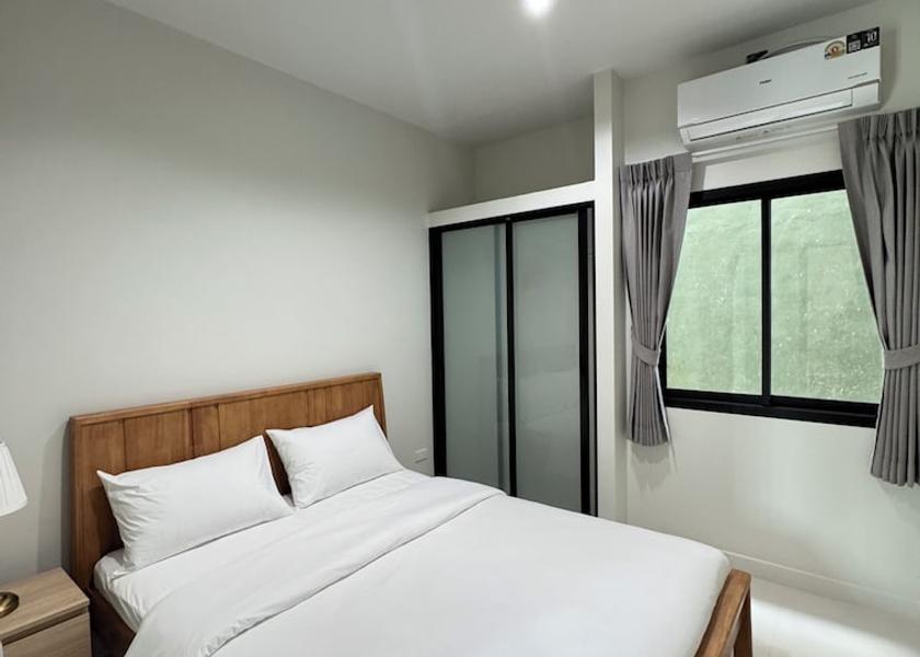 Phuket Province Choeng Thale Room
