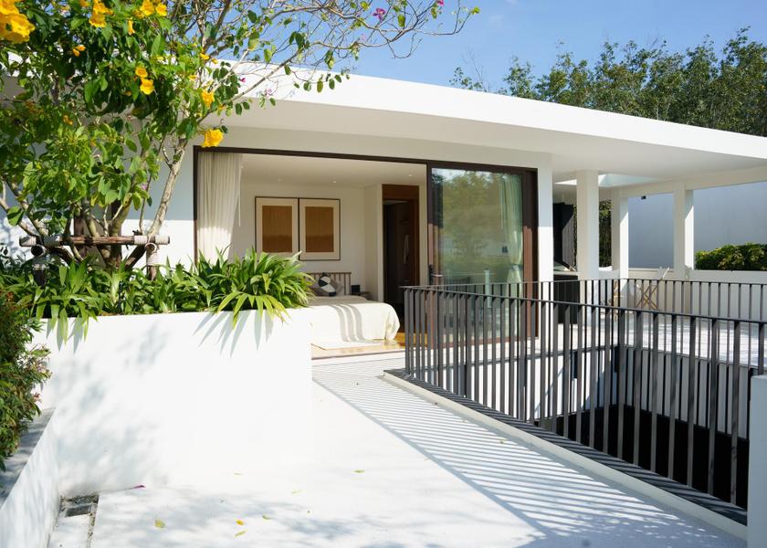 Phuket Province Si Sunthon Hotel Exterior
