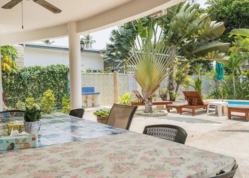 Phuket Province Choeng Thale Terrace/patio