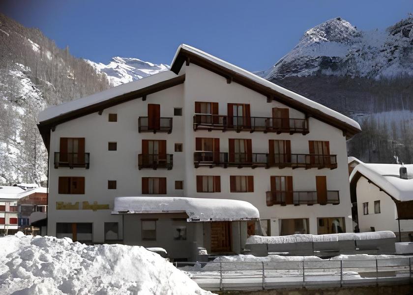 Valle d'Aosta Gressoney-La-Trinite exterior view